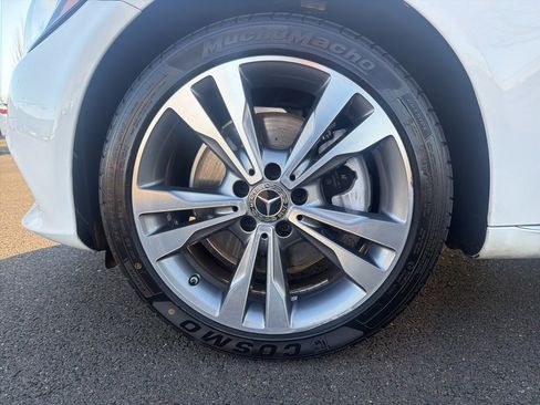Used 2018 Mercedes-Benz C 300 4MATIC Sedan image 9
