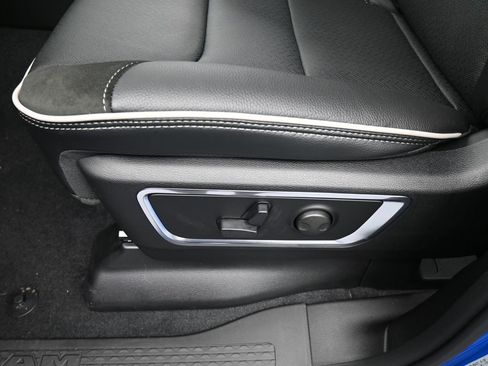 New 2026 RAM 1500 Laramie w/ Night Edition image 15