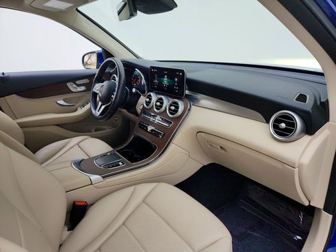 Certified 2022 Mercedes-Benz GLC 300 image 22