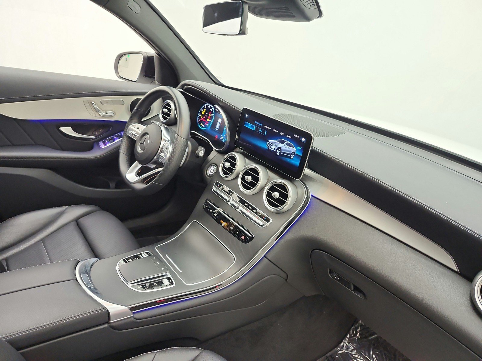Certified 2023 Mercedes-Benz GLC 300 4MATIC Coupe image 19
