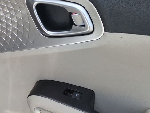 Used 2022 Kia Soul LX w/ Technology Package image 35