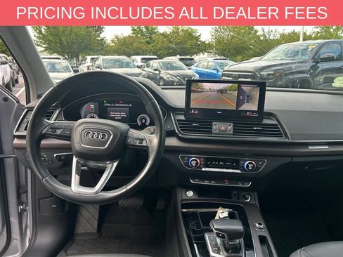 Used 2021 Audi Q5 2.0T Premium Plus w/ Premium Plus Package AWD/4WD image 2