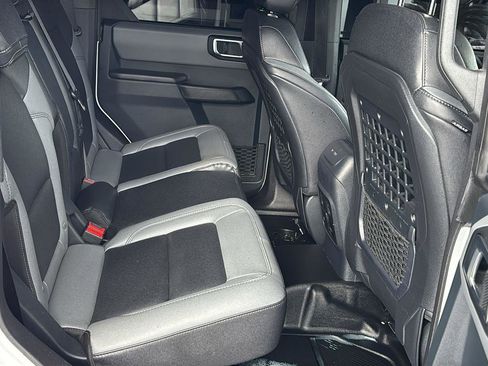 Used 2024 Ford Bronco Big Bend image 18