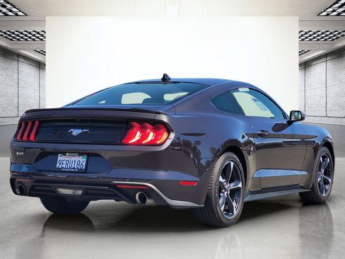 Used 2022 Ford Mustang Coupe RWD image 6