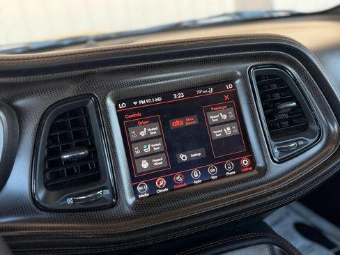 Used 2020 Dodge Challenger R/T RWD image 39