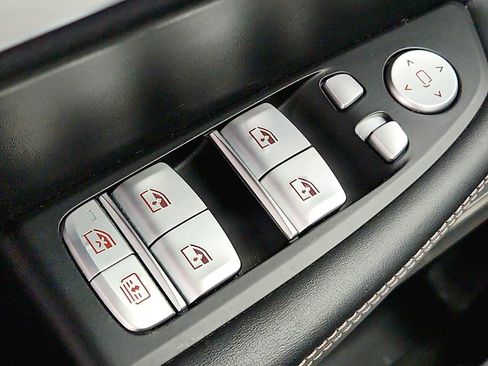 Used 2020 BMW 750i xDrive w/ Executive Package AWD/4WD image 29
