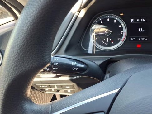 Used 2023 Hyundai Sonata SE image 18