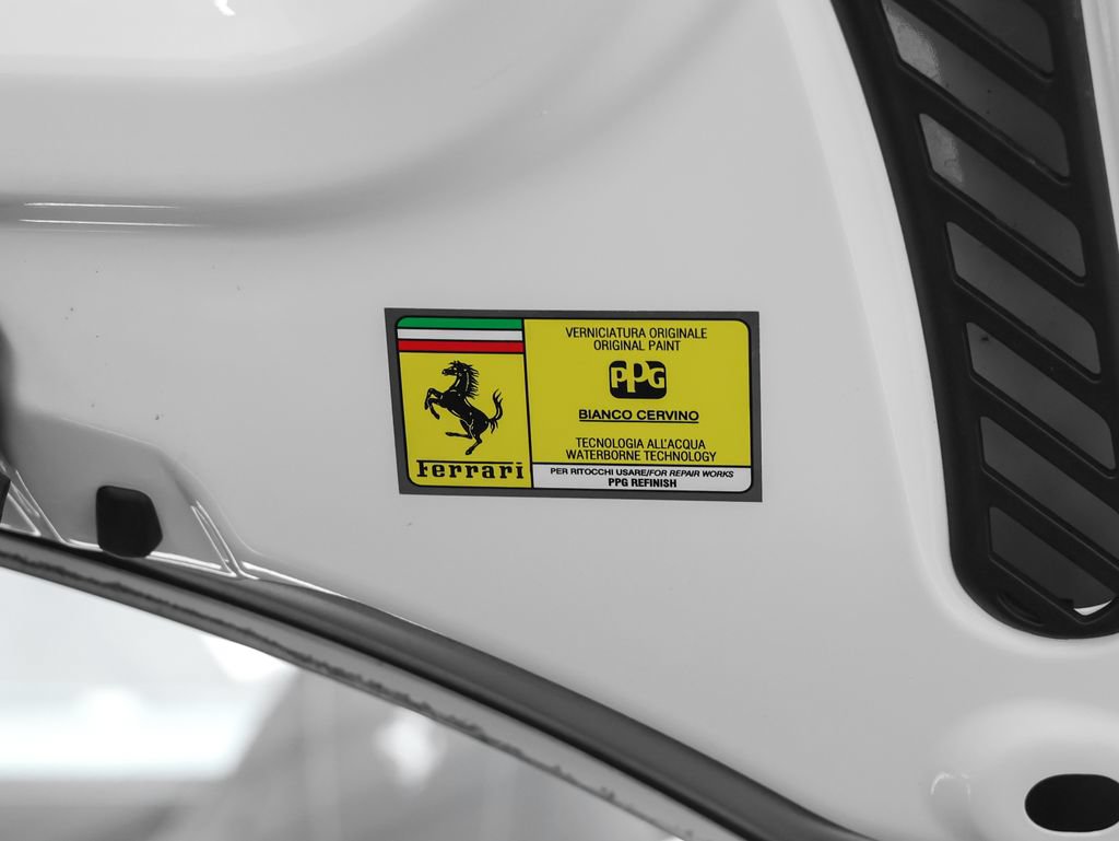 Certified 2022 Ferrari F8 Tributo RWD image 15