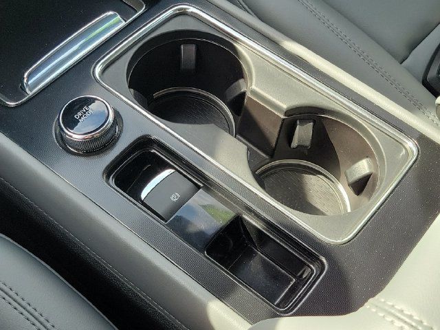 Used 2022 Lincoln Corsair FWD image 21