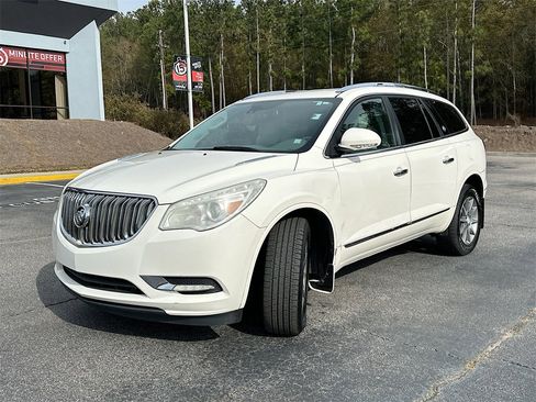 Used 2014 Buick Enclave Leather image 2