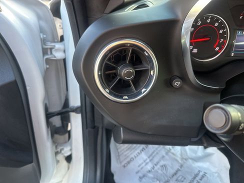 Used 2021 Chevrolet Camaro LT w/ RS Package image 17