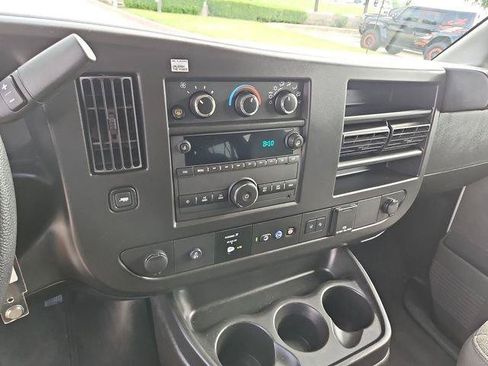 Used 2023 Chevrolet Express 3500 LT w/ LT Preferred Equipment Group RWD image 11