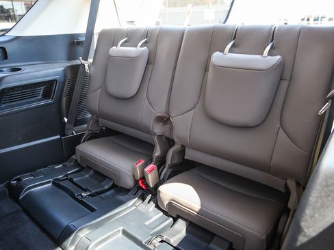 Used 2021 Lexus GX 460 Premium w/ Premium Package image 19