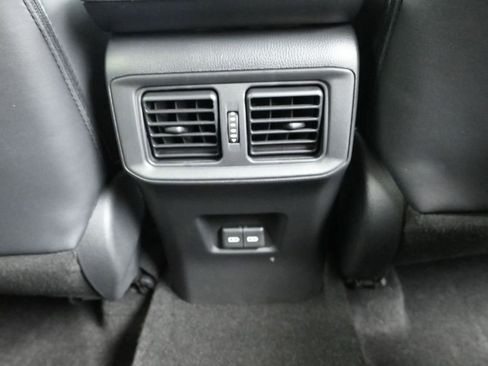 Used 2023 Toyota RAV4 XLE Premium image 11