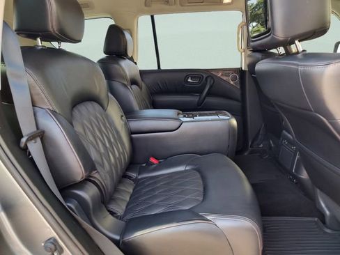 Used 2022 Nissan Armada Platinum w/ Captain's Chairs Package RWD image 31