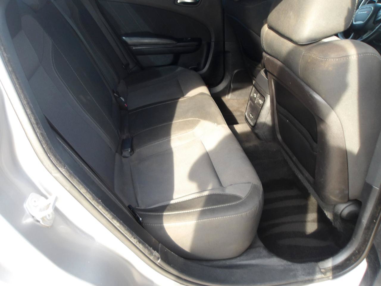 Used 2016 Dodge Charger SXT w/ Blacktop Package RWD image 9