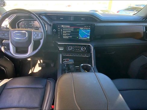 Used 2024 GMC Sierra 1500 Denali image 16