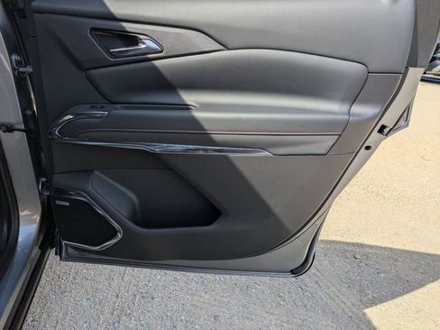 New 2026 Chevrolet Traverse RS FWD image 35