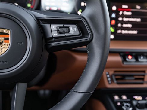 Certified 2024 Porsche 911 GT3 RS image 16