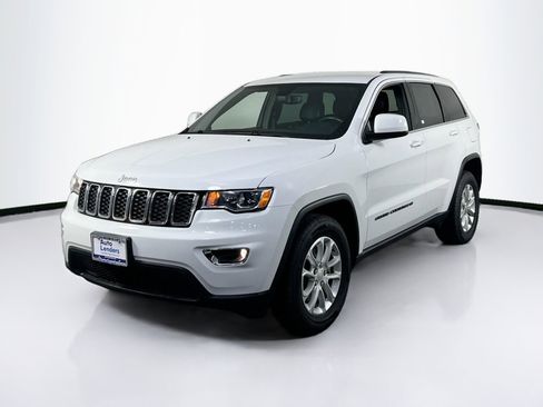 Used 2022 Jeep Grand Cherokee Laredo X AWD/4WD image 1