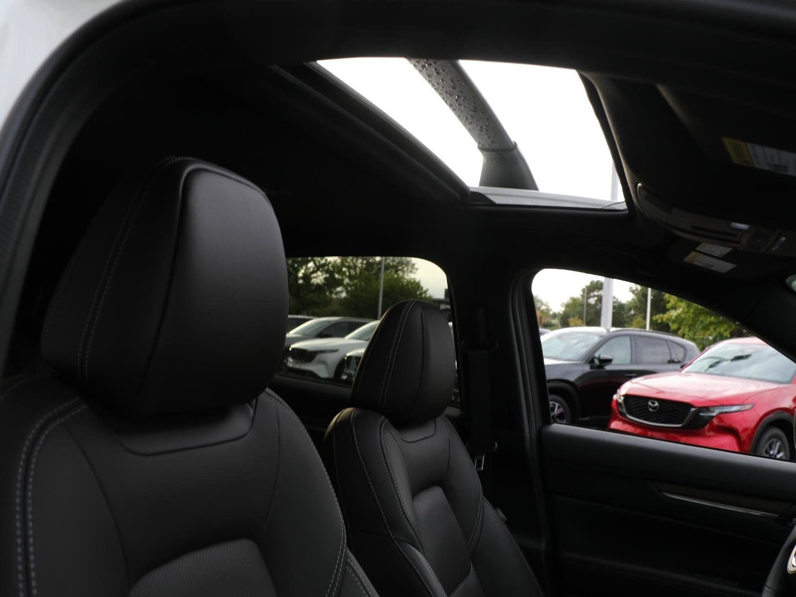 Certified 2025 MAZDA CX-5 Signature AWD/4WD image 7