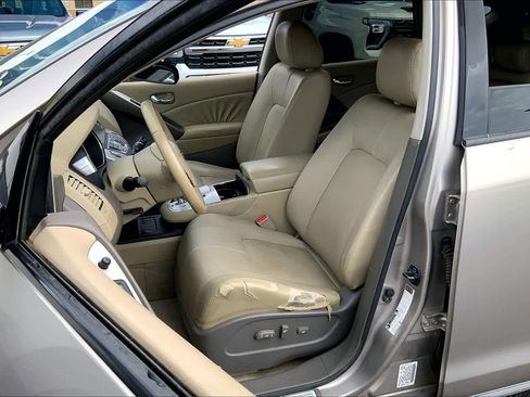 Used 2009 Nissan Murano SL w/ Technology Pkg FWD image 7