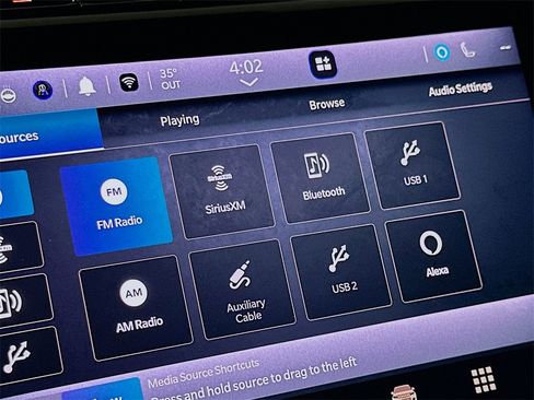 Used 2025 Jeep Grand Cherokee L Limited w/ Black Appearance Package image 30