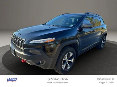 Used 2016 Jeep Cherokee Trailhawk w/ Comfort/Convenience Group