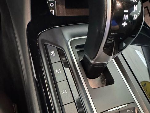 Used 2017 Maserati Levante w/ Sport Package image 25