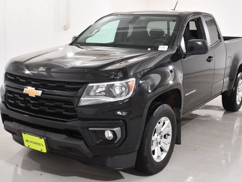 Used 2022 Chevrolet Colorado LT w/ LT Convenience Package RWD image 2