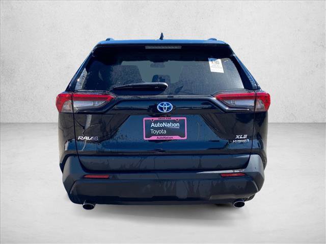 Used 2023 Toyota RAV4 XLE w/ Convenience Package AWD/4WD image 6