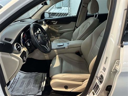 Certified 2022 Mercedes-Benz GLC 300 4MATIC image 13