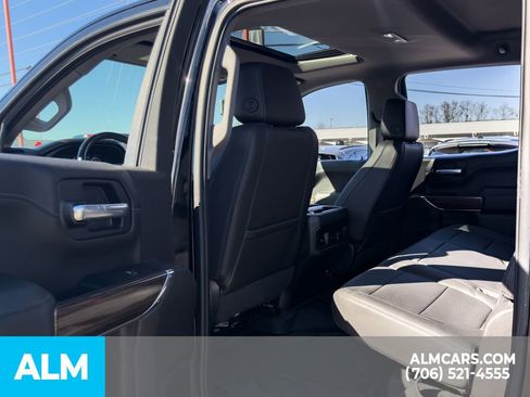 Used 2021 Chevrolet Silverado 1500 LT Trail Boss w/ Convenience Package II AWD/4WD image 17