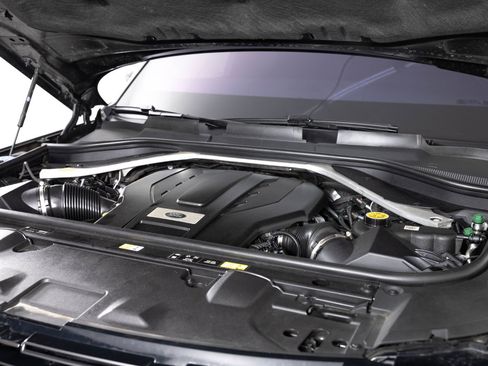 Used 2023 Land Rover Range Rover SE image 44