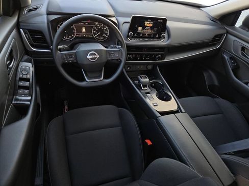 Used 2026 Nissan Rogue S FWD image 15