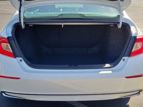 Used 2022 Honda Accord Sport image 10