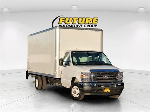 New 2026 Ford E-450 and Econoline 450 Super Duty w/ Power Equipment Group image 1