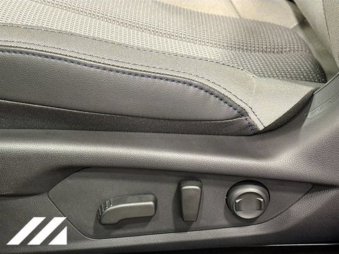 New 2026 Subaru Forester Premium AWD/4WD image 19