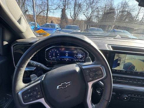 Used 2024 Chevrolet Silverado 1500 LT Trail Boss w/ LT Trail Boss Premium Package image 21