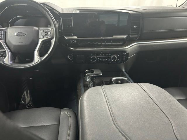 Used 2024 Chevrolet Silverado 1500 RST w/ Convenience Package II AWD/4WD image 15