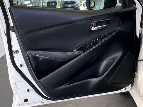 Used 2018 Toyota Yaris iA image 20