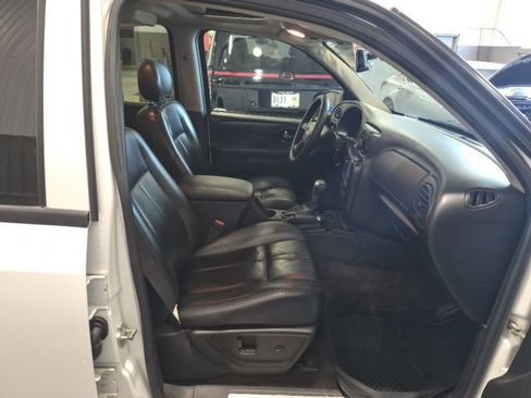 Used 2006 Chevrolet TrailBlazer LT AWD/4WD image 25
