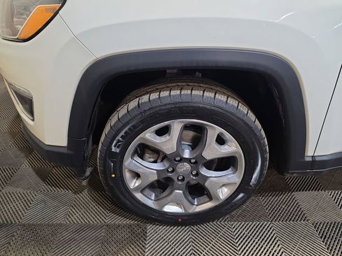 Used 2020 Jeep Compass Limited AWD/4WD image 19