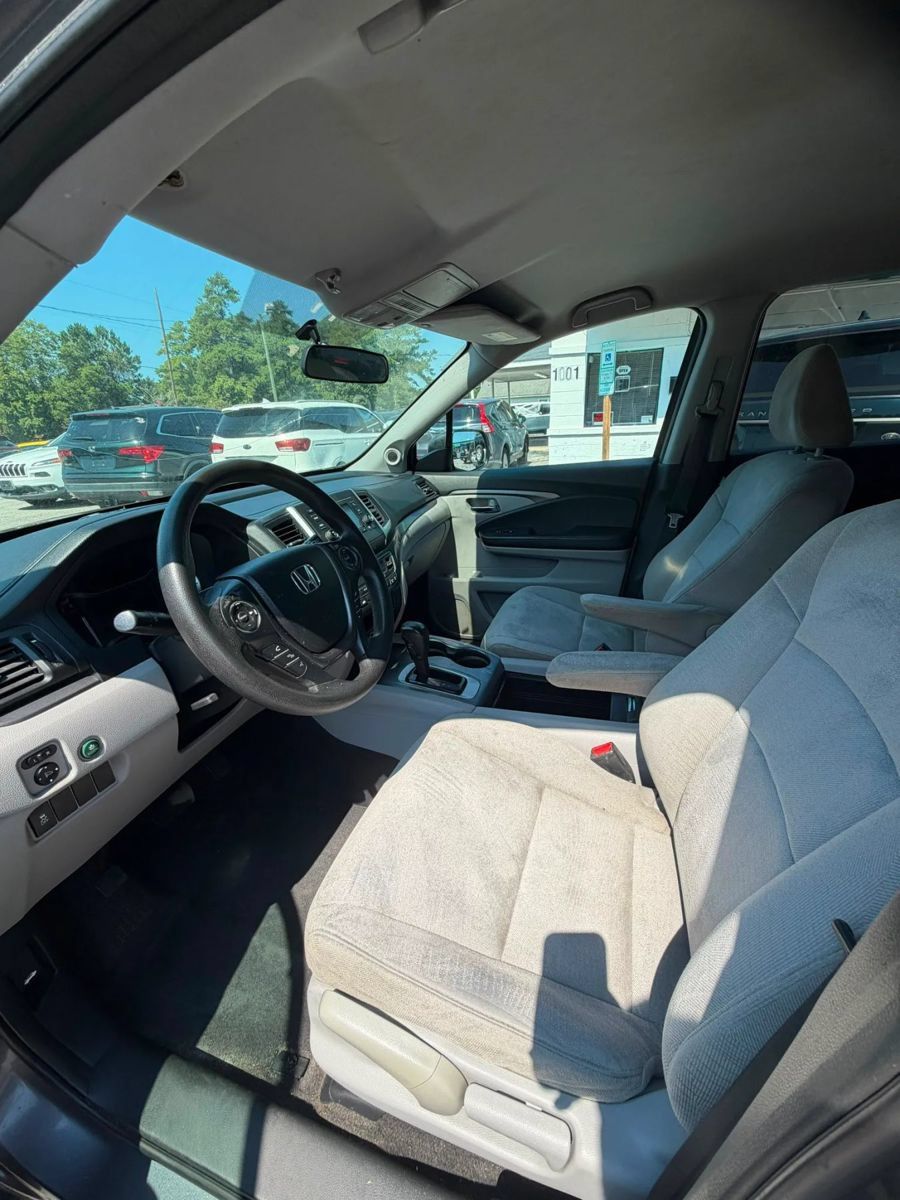 Used 2018 Honda Pilot LX image 9