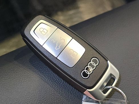 New 2026 Audi Q3 quattro 2.0T AWD/4WD image 27