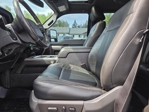 Used 2011 Ford F250 Lariat w/ FX4 4X4 Off-Road Pkg image 23
