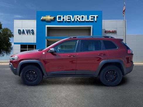 Used 2020 Jeep Cherokee Trailhawk w/ Cold Weather Group AWD/4WD image 6