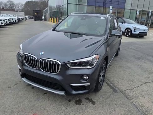 Used 2019 BMW X1 sDrive28i image 5