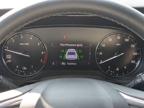 Used 2023 Buick Envision Preferred image 17