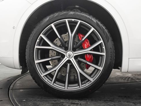 New 2026 Maserati Grecale Modena image 30